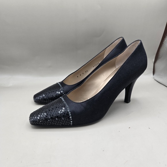 St. John Made In Italy Red Satin Pointed Toe Heels 8 B Woven Cap Toe Pumps - Picture 2 of 9